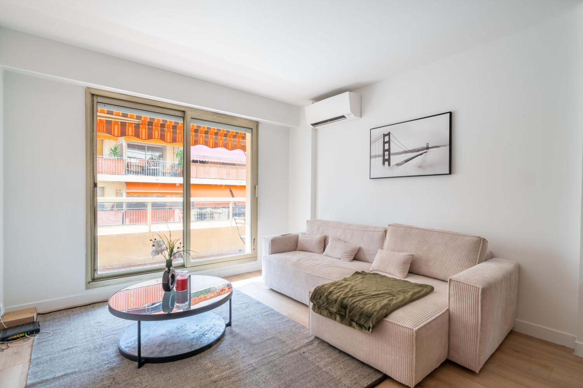 Near Old Town And Apartment Fully Renovated Nice Exterior photo